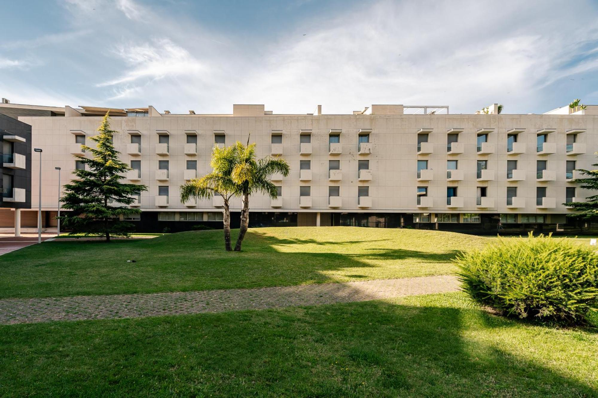 River Town View - Luxury Apartment With Jacuzzi On Terrace Viana do Castelo Exterior photo